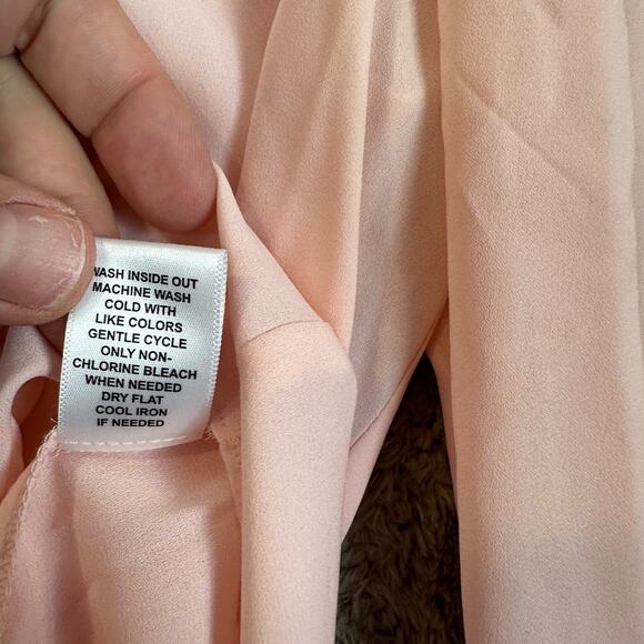 Elle L Large Blush Seashell Pink Scalloped Chiffon Crepe Blouse Button Down Top - Picture 7 of 8